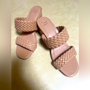 Threaded sandals - nude/beige